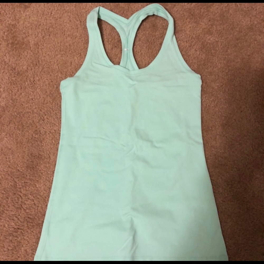 Lululemon racerback size 6!